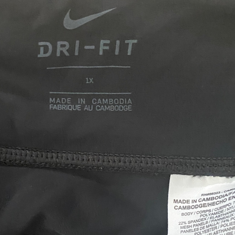 Black Nike Dri Fit workout/running tights